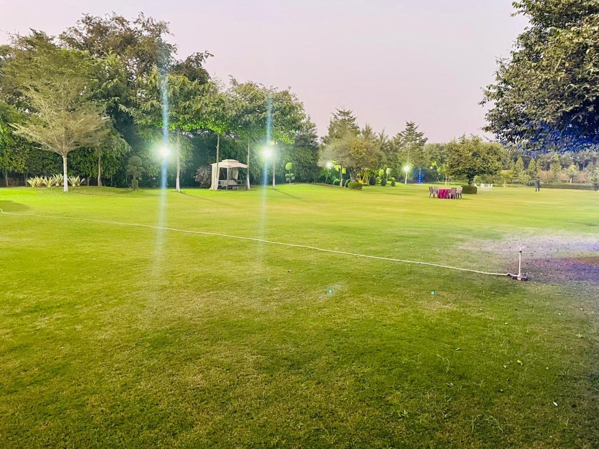 Anantam Aravali Villa Gurgaon Exterior photo